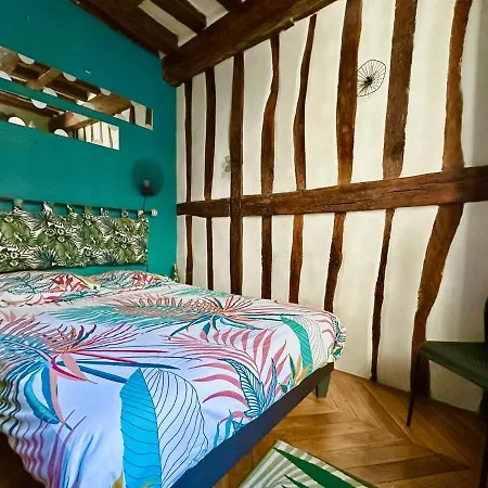 Lylylodge - T3 Center *